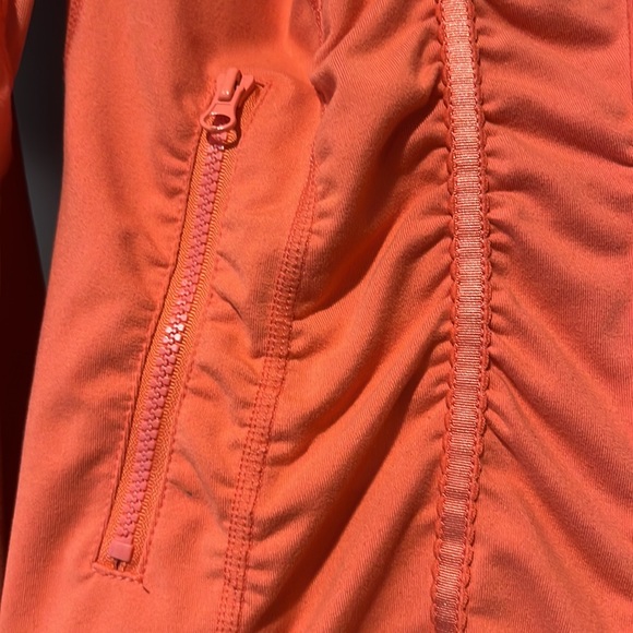 Athletic zipper jacket 🍊 Zella THUMBHOLES flattering cinching - Picture 3 of 8